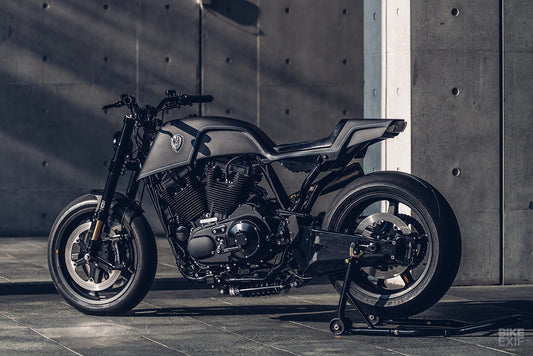 RAGING DAGGER: ROUGH CRAFTS CREA UN HOT ROD HARLEY 48