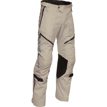 Pantalones Terrain sobre las botas