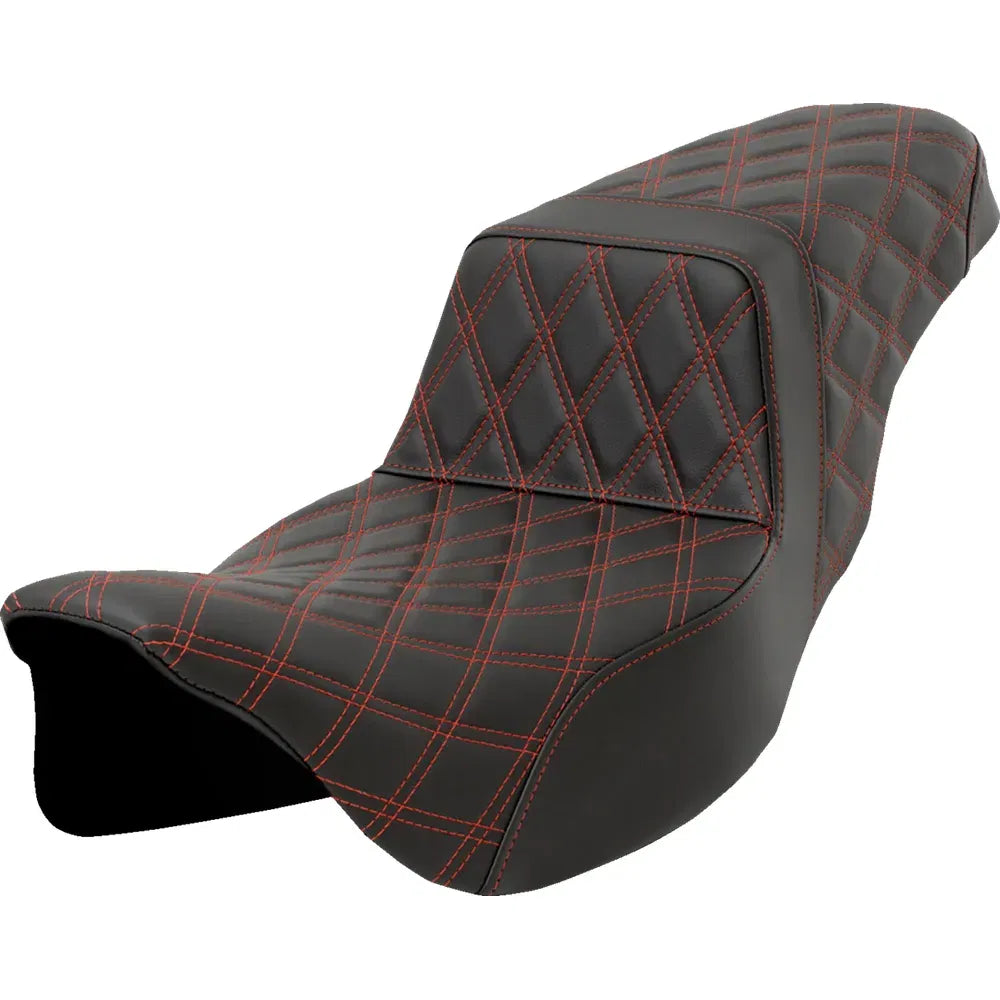 Asiento subido con costura de celosía - Asiento subido con costura de celosía - Puntada roja - Alcance extendido - FLH/FLT '08-'23