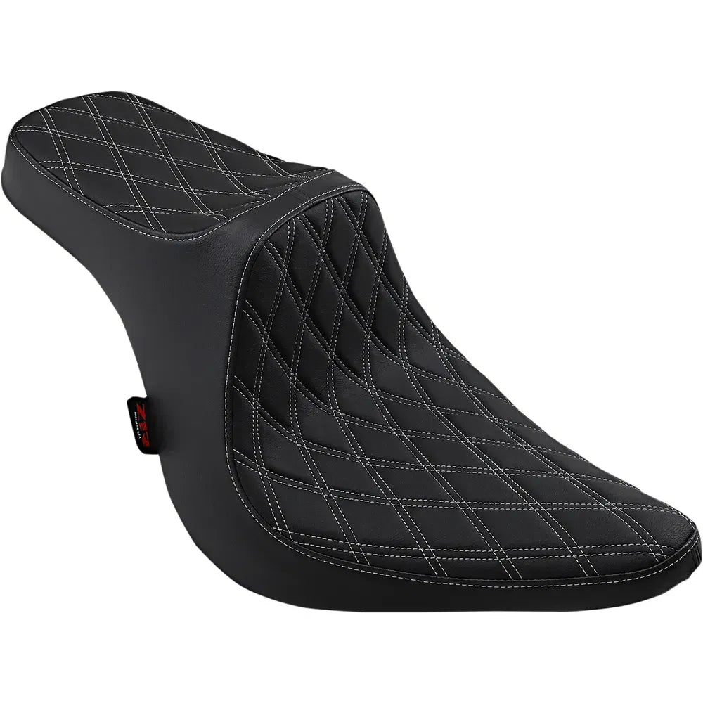Predator III Seat - Diamond - Silver Stitching - Bolt