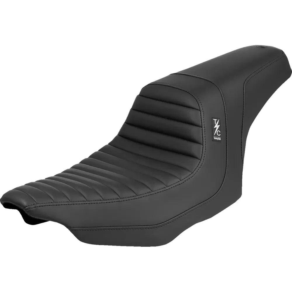 Asiento Thrashin' Pro Series - Asiento Thrashin' Pro Series - Tuck-n-Roll - FLT/FLH '23 -'25