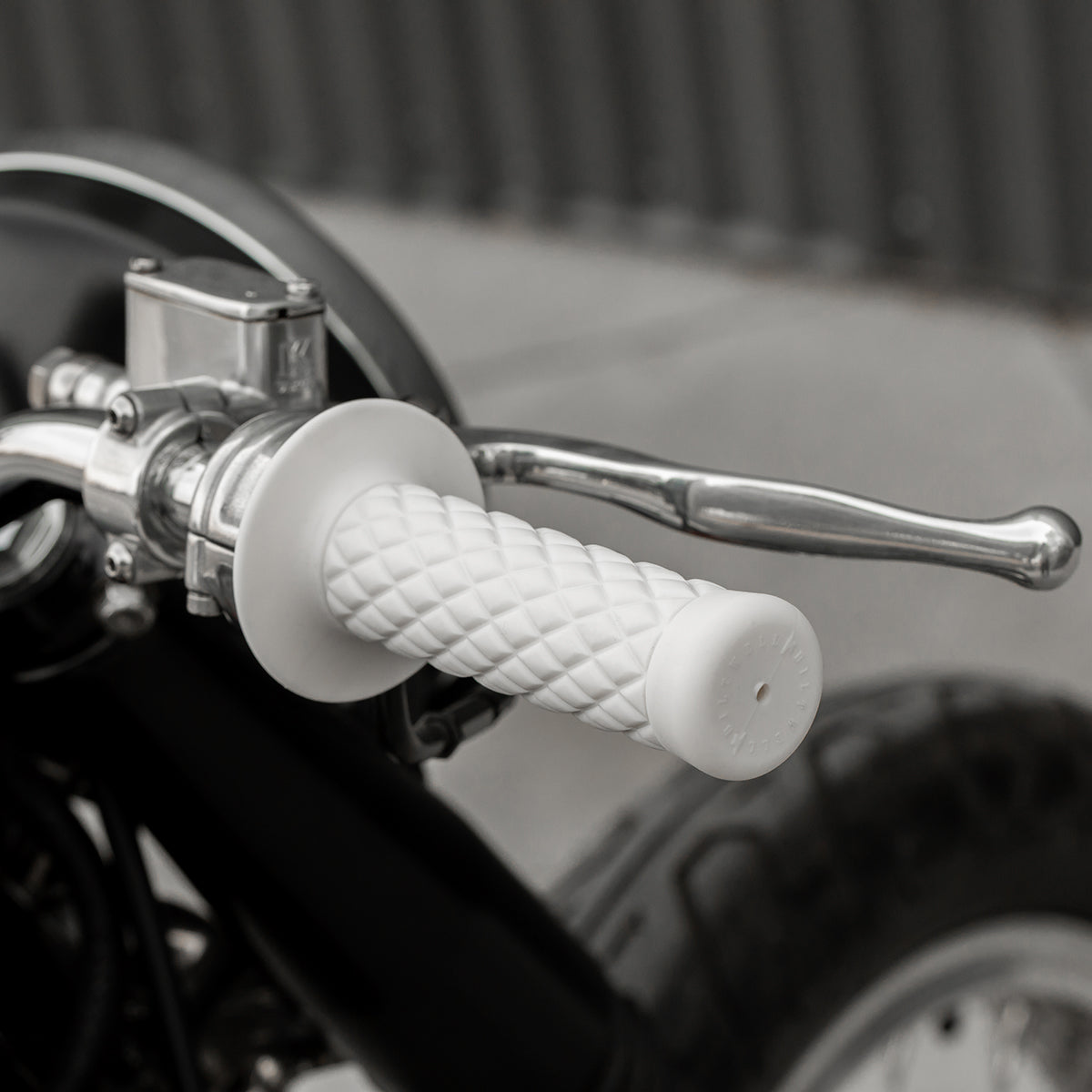 White 1" Thruster Grips