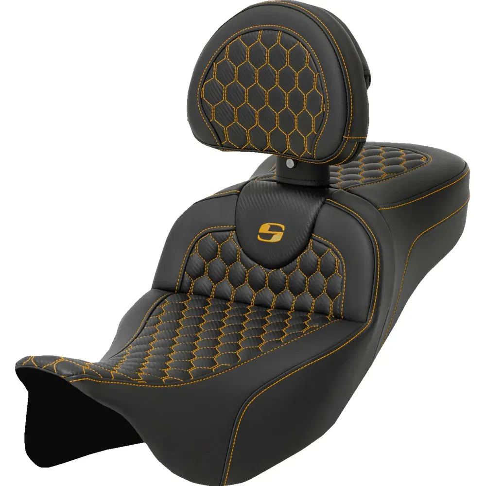 Asiento Honeycomb Roadsofa™ - Asiento RoadSofa™ - Honeycomb - Costura dorada - con respaldo - Alcance extendido - FLH/FLT '08-'24