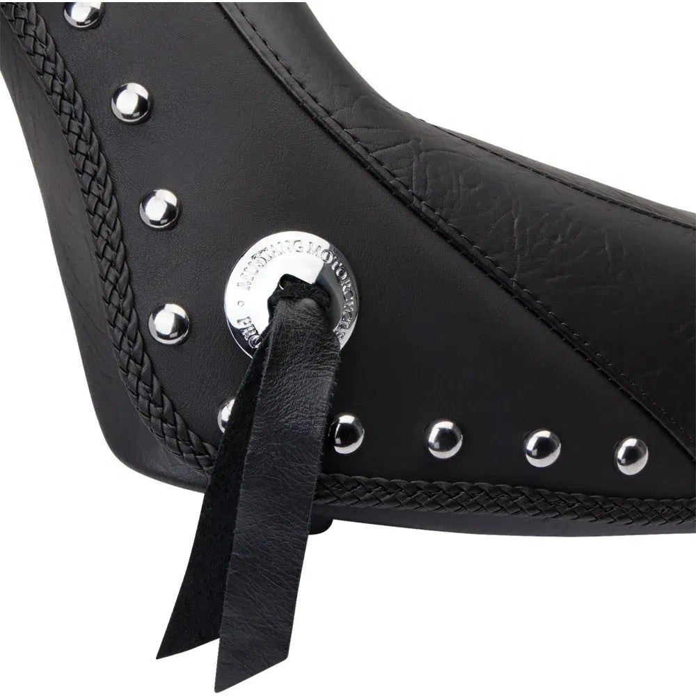 Asiento individual de vinilo con tachuelas, sin respaldo