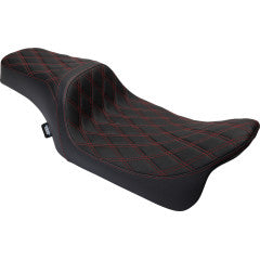 Asiento de vinil Drag Specialties Predator 1Up costura doble diamante en rojo