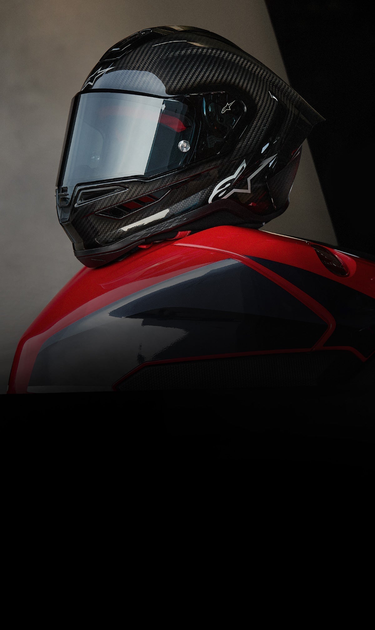 Casco Supertech R10 - Team - Element Carbono/Plata/Negro