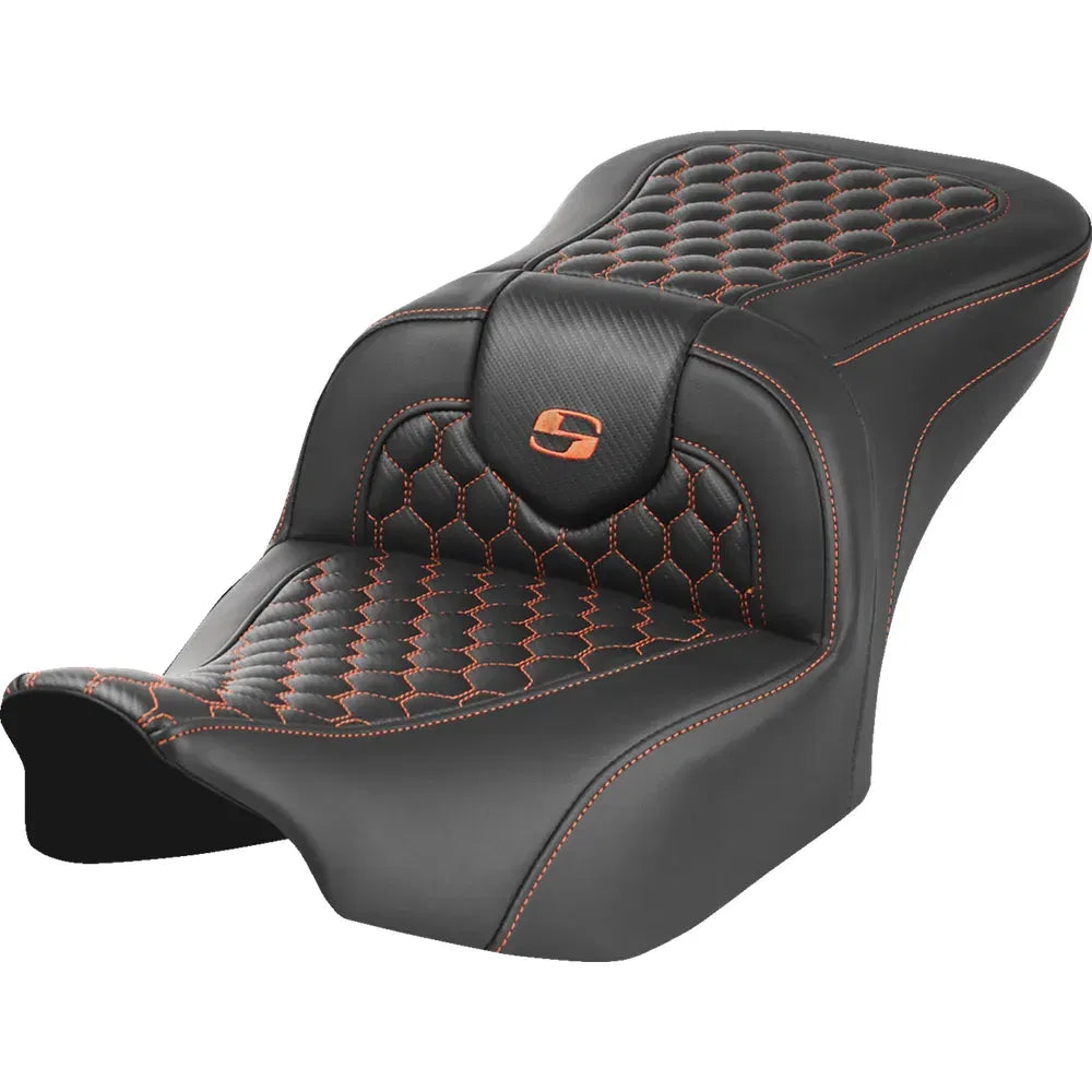 Asiento Honeycomb Roadsofa™ - Asiento Roadsofa™ - sin respaldo - Honeycomb - Puntada naranja - FLTR/FLHX '23-'24