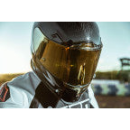 Casco Icon Airframe Pro Carbon Oro