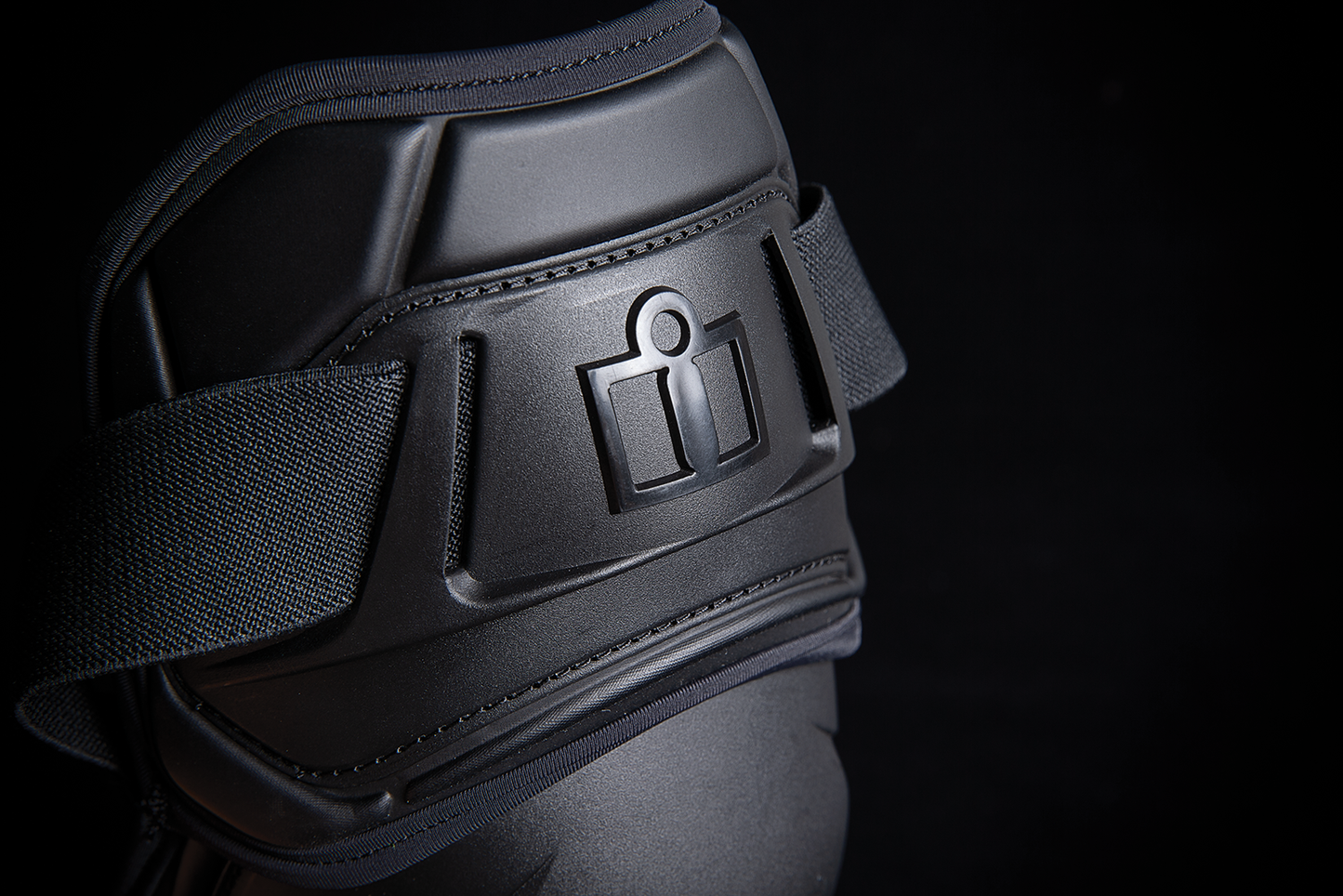 Field Armor 3 Icon rodilla - Negro