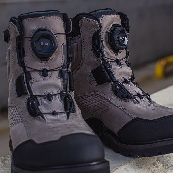 Botas ICON Stormhawk a prueba de Agua color Gris