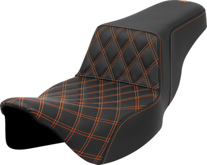 Asiento elevado con costura de celosía - Asiento elevado - Costura de celosía delantera - Costura naranja - Alcance extendido - FLH/FLT '08-'23