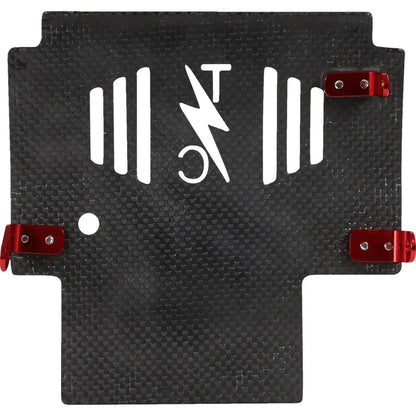 Placa protectora de fibra de carbono forjada