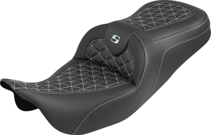Asiento RoadSofa™ Tri Gripper - Asiento RoadSofa™ Tri Gripper - Alcance estándar - Costura plateada - sin respaldo - FLH/FLT '08-'25