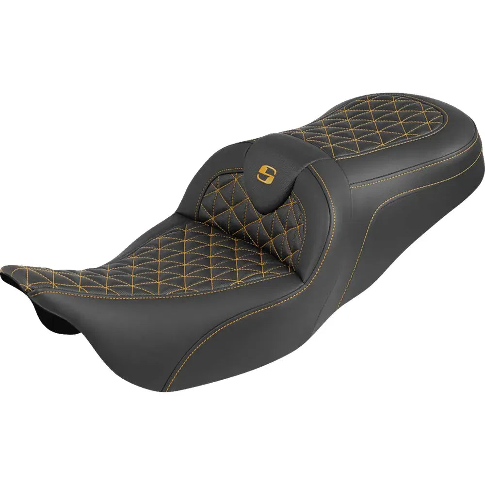 Asiento RoadSofa™ Tri Gripper - Asiento RoadSofa™ Tri Gripper - Alcance estándar - Costura dorada - sin respaldo - FLH/FLT '08-'25