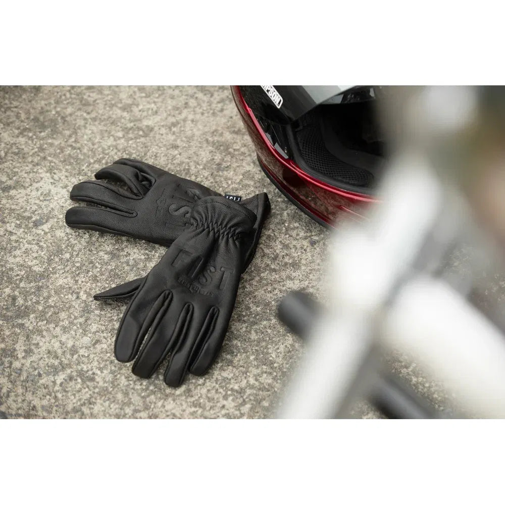 Los guantes de cuero rig road