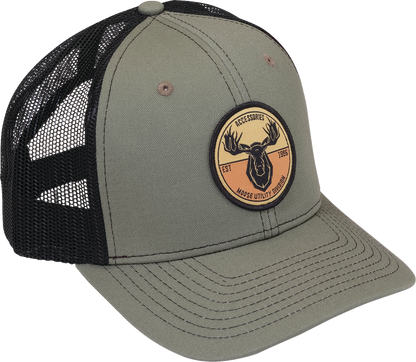 Sombrero con insignia de MUD