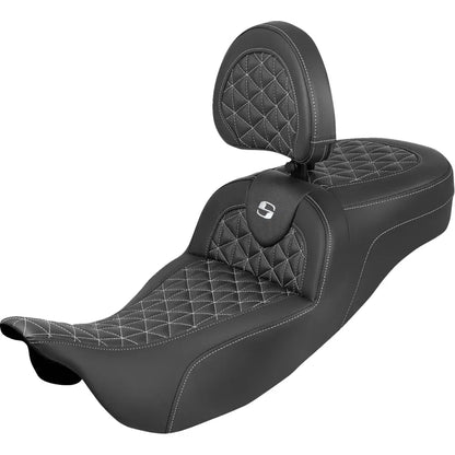 Asiento de triple agarre RoadSofa™ de alcance extendido - Asiento de triple agarre RoadSofa™ - Alcance extendido - Costura blanca - con respaldo - FLH/FLT '08-'25