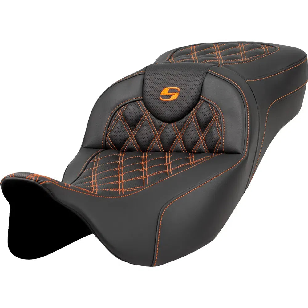 Asiento RoadSofa™ de alcance extendido - Asiento Roadsofa™ de alcance extendido - Costura de celosía - Costura naranja - sin respaldo - FL '08-'24