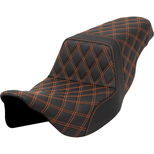 Asiento subido con costura de celosía - Asiento subido con costura de celosía - Puntada naranja - FLH/FLT '08-'23
