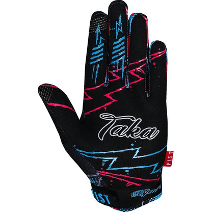 Guantes de ataque con etiqueta roja taka higashino con correas