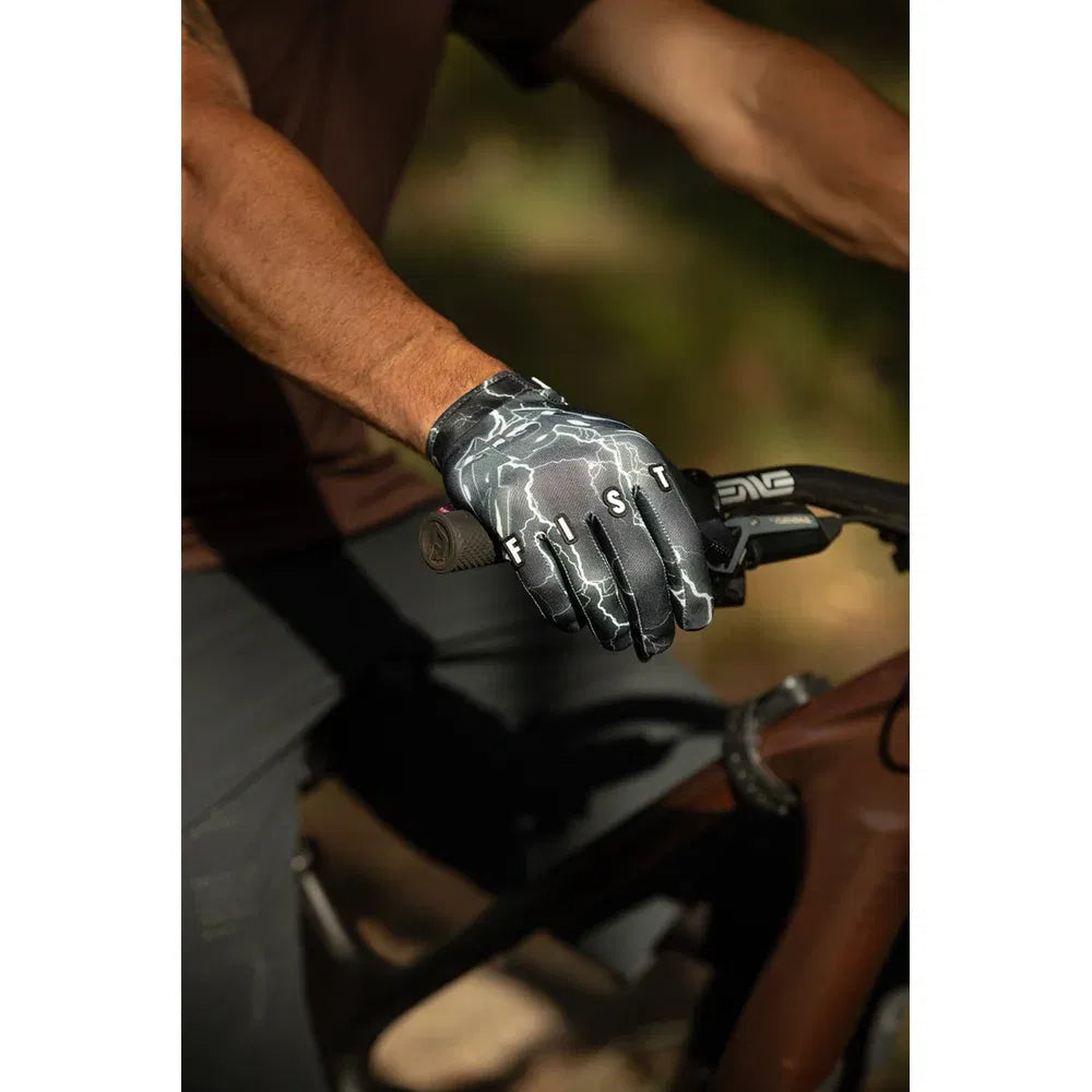 Guantes brady baker lightning con tiras