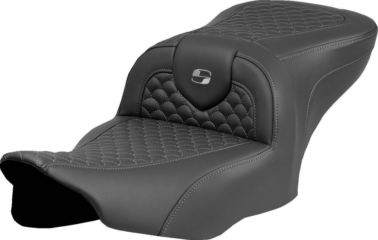Asiento Dragon Scale Stitch RoadSofa™ - Asiento Roadsofa™ - Dragon Scale Stitch - Punto gris oscuro - sin respaldo - FLTR/FLHX '23-'24
