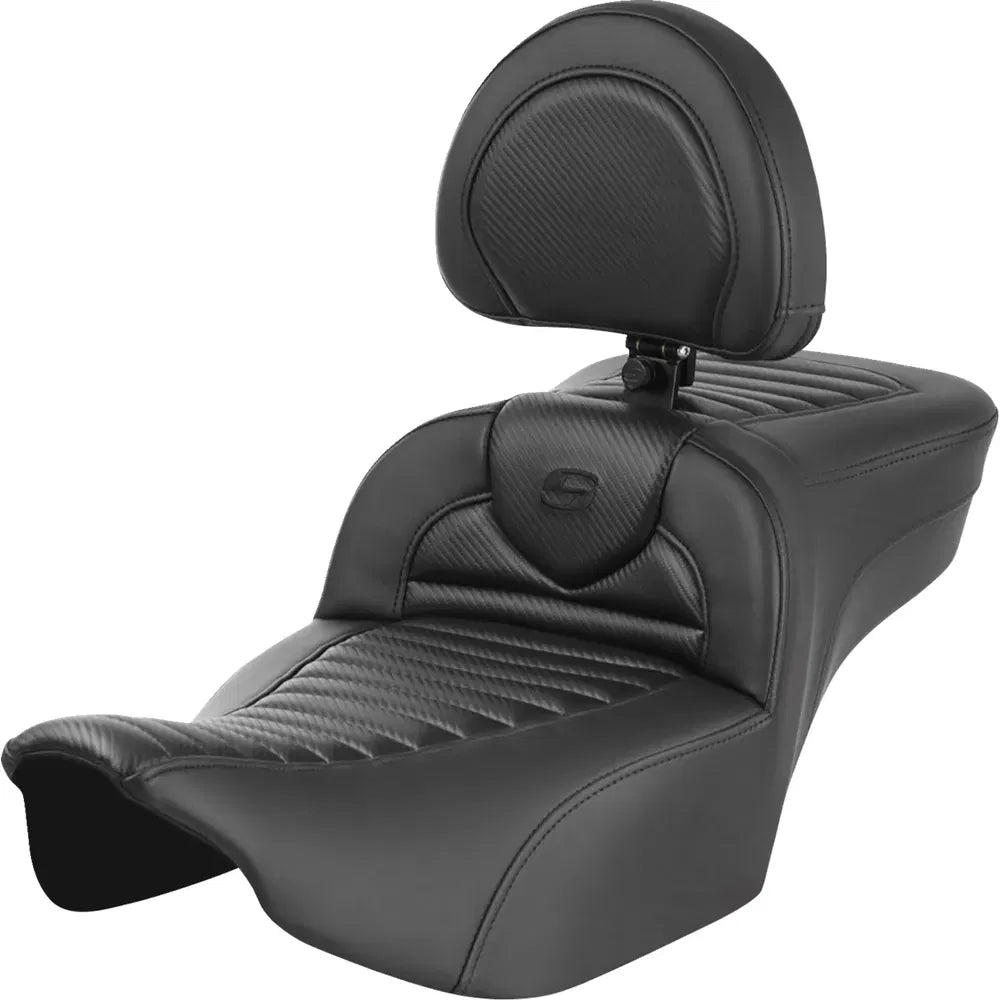 Asiento de alcance extendido Roadsofa™ - Asiento de alcance extendido Roadsofa™ - con respaldo - Tuck-n-Roll - Fibra de carbono - FLTR/FLHX '23-'24