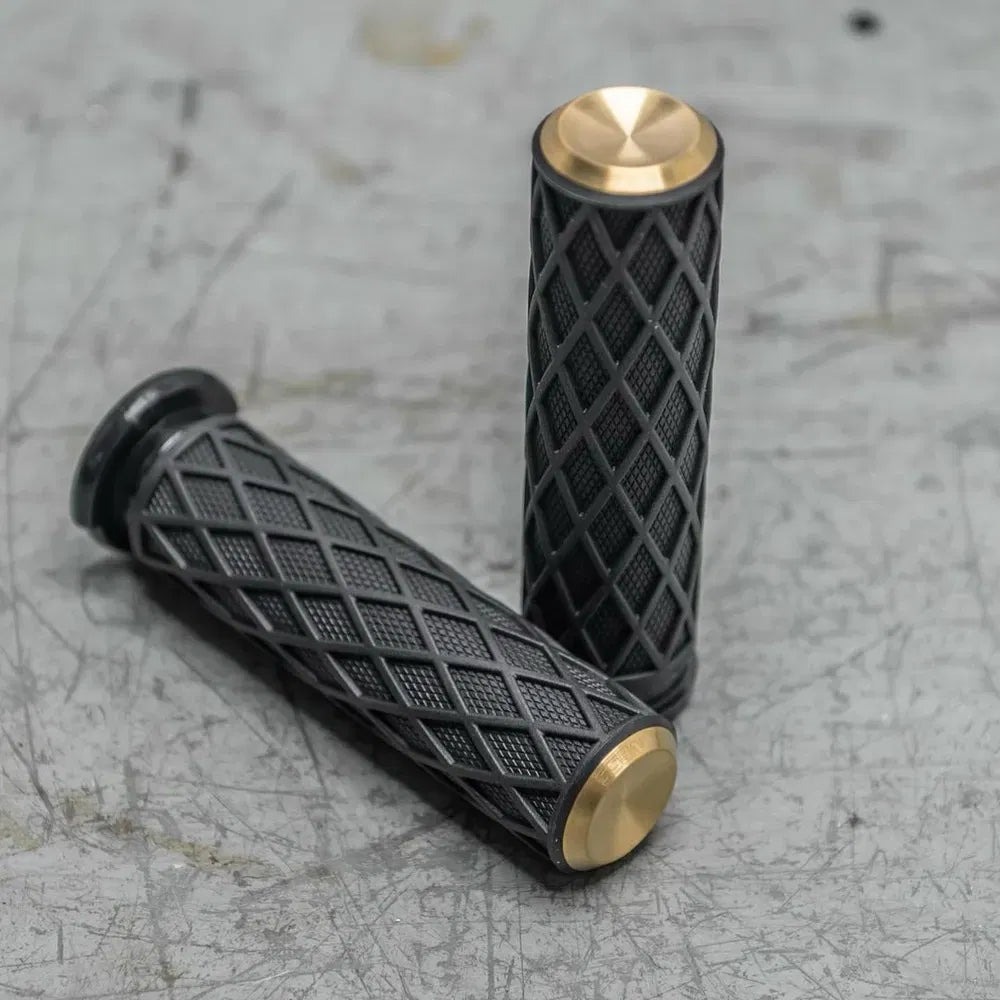 Puños ARLEN NESS Diamante Cable - Negro/Cromo/Dorado - 1"