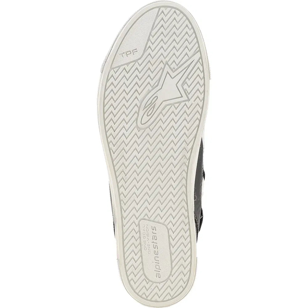 Zapatos con estilo declarado