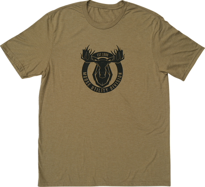 Camiseta con insignia MUD