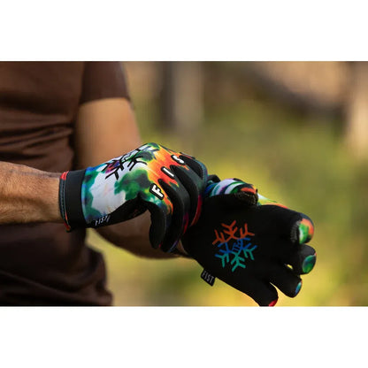 Guantes de distorsión helada