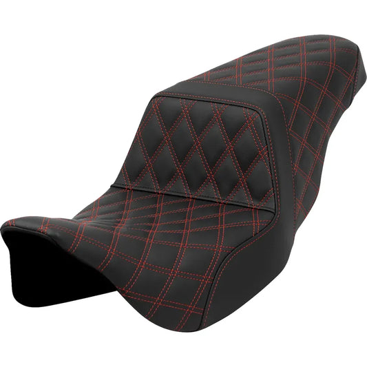 Asiento subido con costura de celosía - Asiento subido con costura de celosía - Puntada roja - FLH/FLT '08-'23