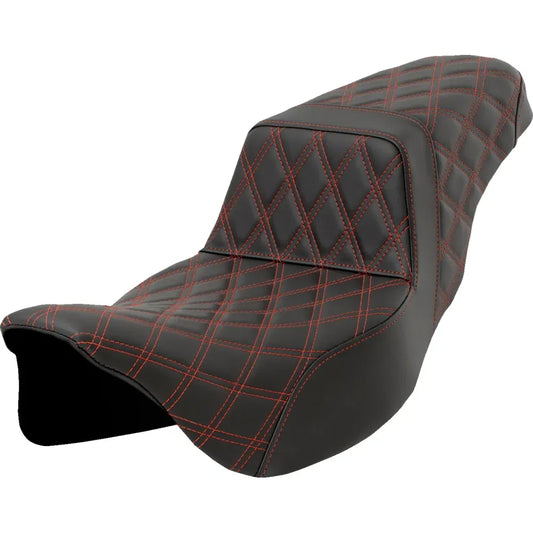 Asiento subido con costura de celosía - Asiento subido con costura de celosía - Puntada roja - Alcance extendido - FLH/FLT '08-'23