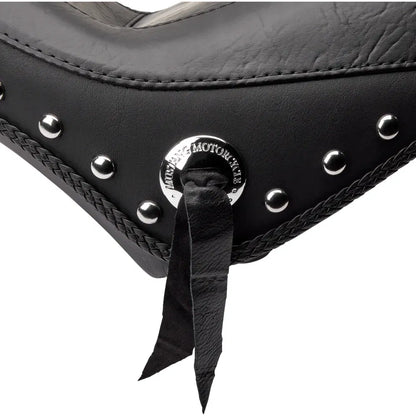 Asiento con tachuelas para dos personas