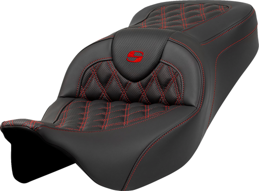 Asiento Roadsofa™ con costura de celosía - Asiento Roadsofa™ - Costura de celosía - Costura roja - sin respaldo - FLH/FLT '08-'23