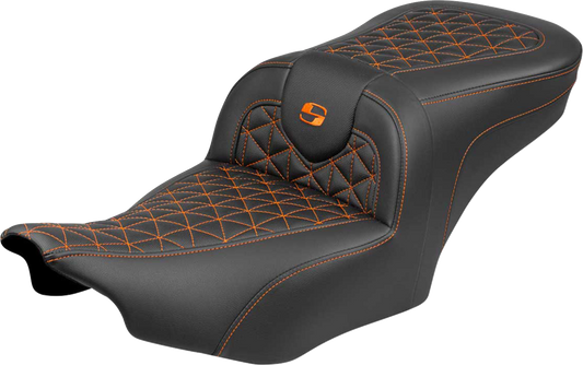 Asiento de alcance estándar Roadsofa™ - Asiento Roadsofa™ - sin respaldo - Costura naranja - FLH/FLT '23-'25