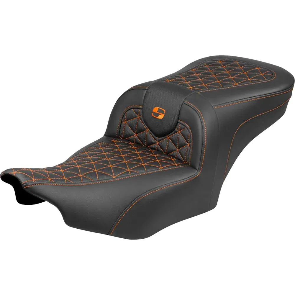 Asiento de alcance estándar Roadsofa™ - Asiento Roadsofa™ - sin respaldo - Costura naranja - FLH/FLT '23-'25