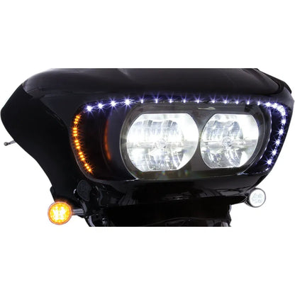 Detalle de carenado con iluminación led road blade™