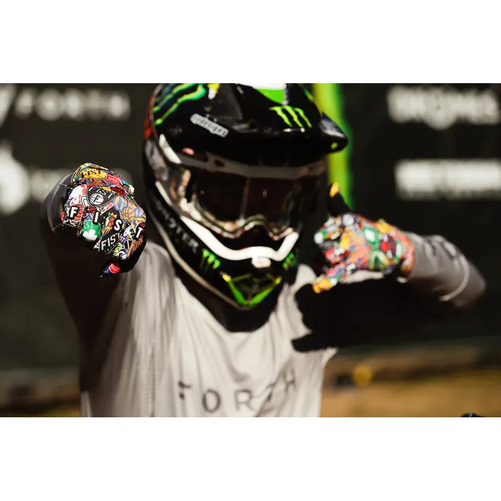 Guantes de pista dura con correas