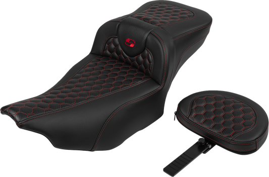 Asiento de alcance extendido Roadsofa™ - Asiento de alcance extendido Roadsofa™ - con respaldo - Panal - Puntada roja - FLTR/FLHX '23-'24