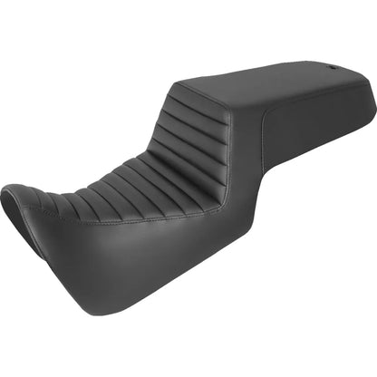Asiento elevado: delantero Tuck-n-Roll/trasero liso
