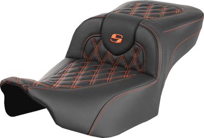 Asiento de alcance extendido Roadsofa™ - Asiento de alcance extendido Roadsofa™ - sin respaldo - Enrejado - Puntada naranja - FLTR/FLHX '23-'24