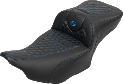 Asiento de alcance extendido Roadsofa™ - Asiento de alcance extendido Roadsofa™ - con respaldo - Panal - Costura azul - FLTR/FLHX '23-'24