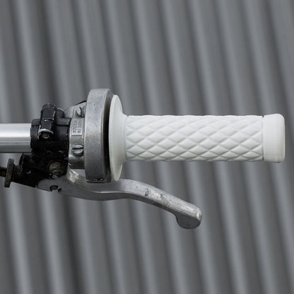 White 1" Thruster Grips
