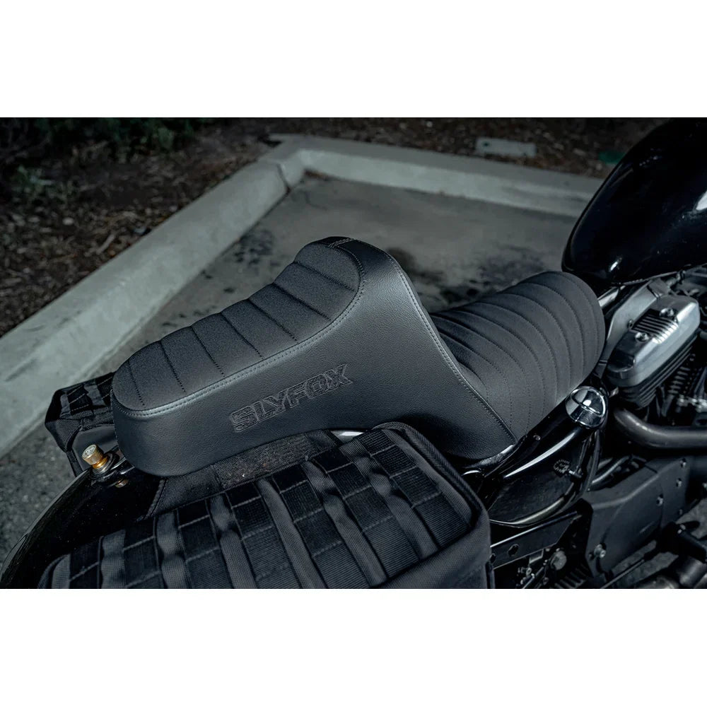 Asiento SLYFOX High Noon Vinyl Classic Stitch Black Logo Black Stitch XL '04-'22