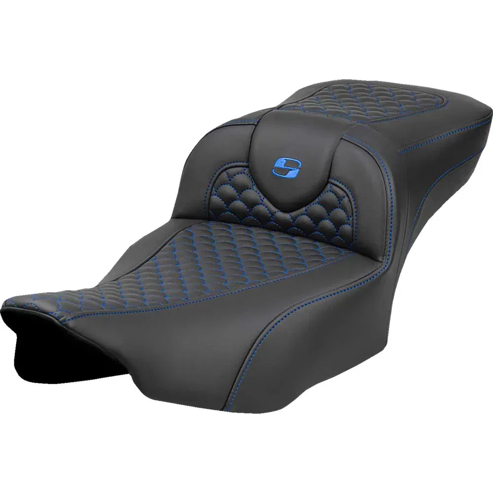 Asiento Dragon Scale Stitch RoadSofa™ - Asiento de alcance extendido Roadsofa™ - Dragon Scale Stitch - Costura azul sin respaldo - FLTR/FLHX '23-'24