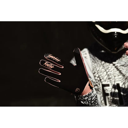 Guantes earth stocker con correas