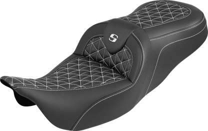 Asiento RoadSofa™ Tri Gripper - Asiento RoadSofa™ Tri Gripper - Alcance estándar - Costura blanca - sin respaldo - FLH/FLT '08-'25