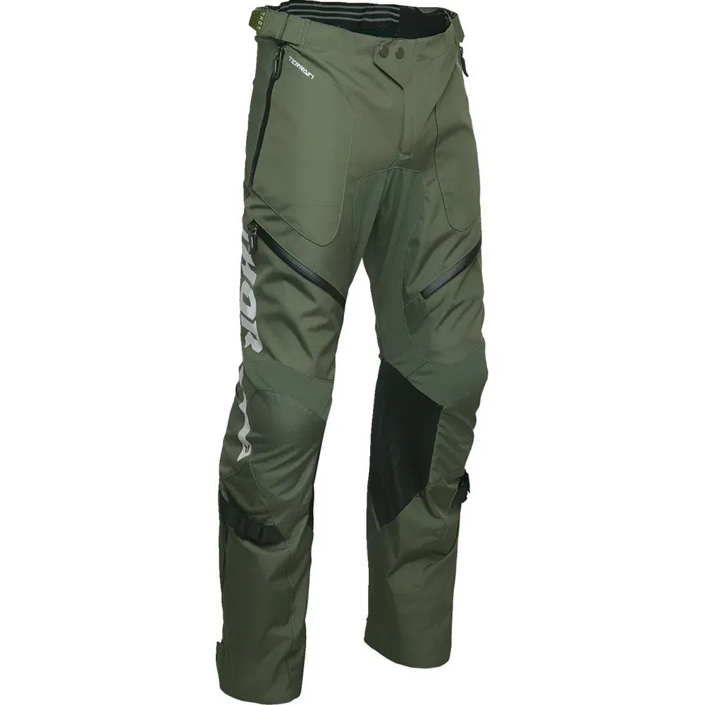 Pantalones Terrain sobre las botas