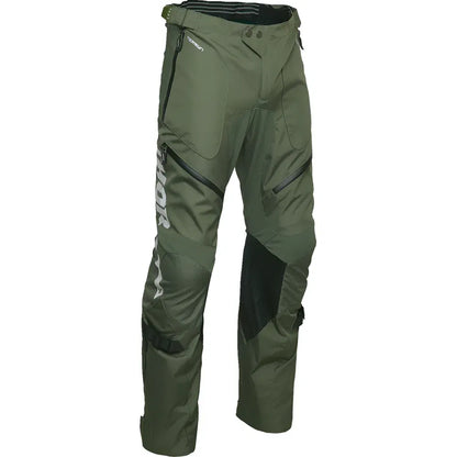 Pantalones Terrain sobre las botas